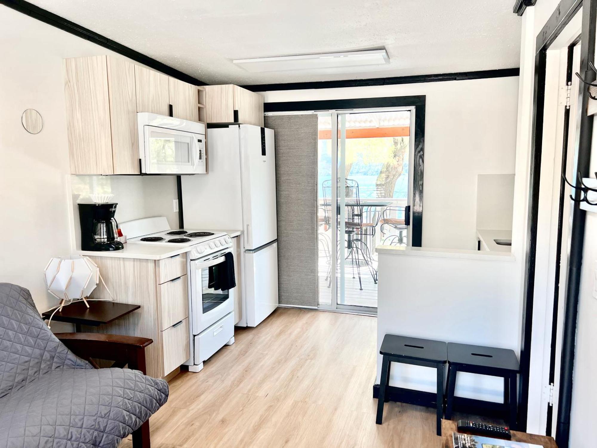 Peachland Beach Resort Eksteriør bilde